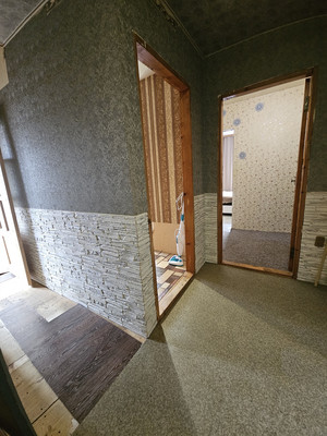 Продам трехкомнатную (3-комн.) квартиру, Крупской ул, 5, Гатчина г