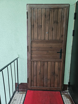Продам трехкомнатную (3-комн.) квартиру, Крупской ул, 5, Гатчина г
