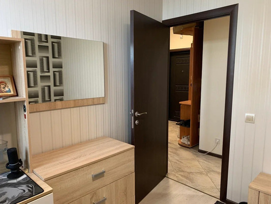 Продам трехкомнатную (3-комн.) квартиру, Симферопольская ул, 58/3, Краснодар г