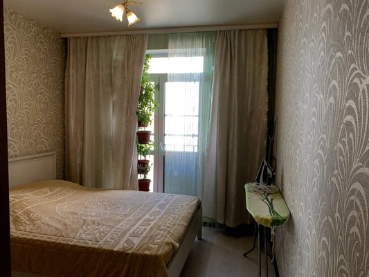 Продам трехкомнатную (3-комн.) квартиру, Симферопольская ул, 58/3, Краснодар г