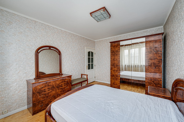 Продам двухкомнатную (2-комн.) квартиру, Рублевское ш, 16к2, Рублево п