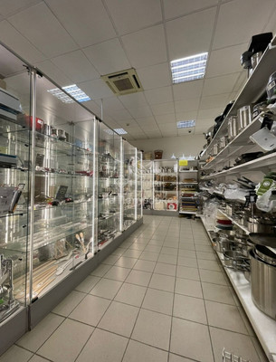 Продам торговое помещение 706,6 м2, Шаболовка ул, 25к2, Москва г
