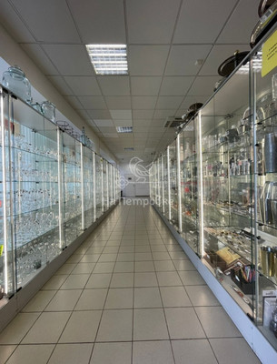 Продам торговое помещение 706,6 м2, Шаболовка ул, 25к2, Москва г