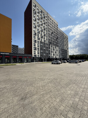 Продам однокомнатную (1-комн.) квартиру, Прибрежный б-р, 2, Киров г