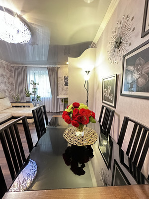 Продам трехкомнатную (3-комн.) квартиру, Химиков ул, 51, Казань г