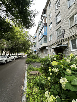 Продам трехкомнатную (3-комн.) квартиру, Химиков ул, 51, Казань г