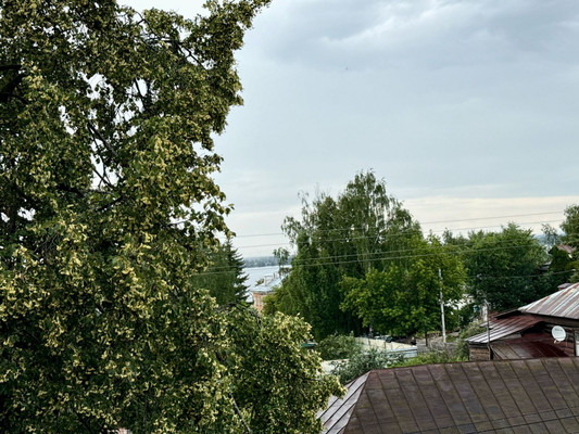 Продам трехкомнатную (3-комн.) квартиру, Робеспьера ул, 25, Воткинск г