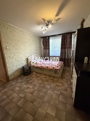 Продам двухкомнатную (2-комн.) квартиру, Купчинская ул, 13к1, Санкт-Петербург г
