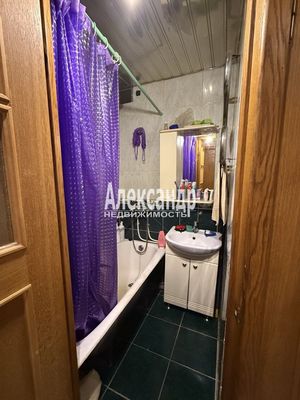 Продам двухкомнатную (2-комн.) квартиру, Купчинская ул, 13к1, Санкт-Петербург г
