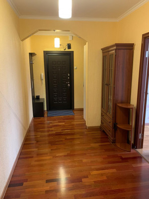 Продам трехкомнатную (3-комн.) квартиру, Привольная ул, 1к1, Москва г
