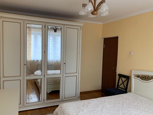 Продам трехкомнатную (3-комн.) квартиру, Привольная ул, 1к1, Москва г