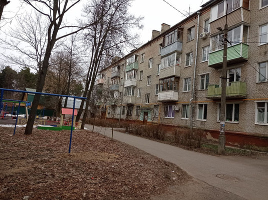 Продам трехкомнатную (3-комн.) квартиру, Прудовый пер, 1, Быково рп