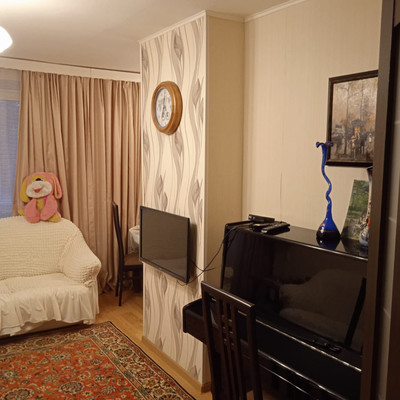 Продам трехкомнатную (3-комн.) квартиру, Прудовый пер, 1, Быково рп