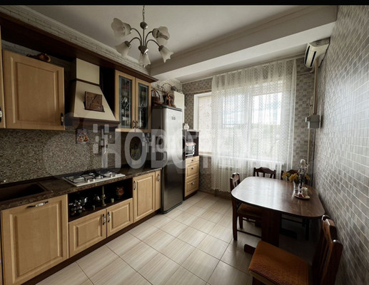 Продам двухкомнатную (2-комн.) квартиру, Спортивная ул, 46, Горячий Ключ г