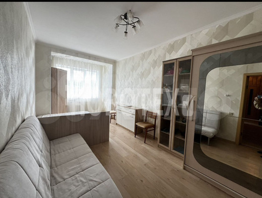Продам двухкомнатную (2-комн.) квартиру, Спортивная ул, 46, Горячий Ключ г