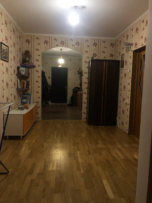 Продам трехкомнатную (3-комн.) квартиру, Московская ул, 14к5, Пенино д