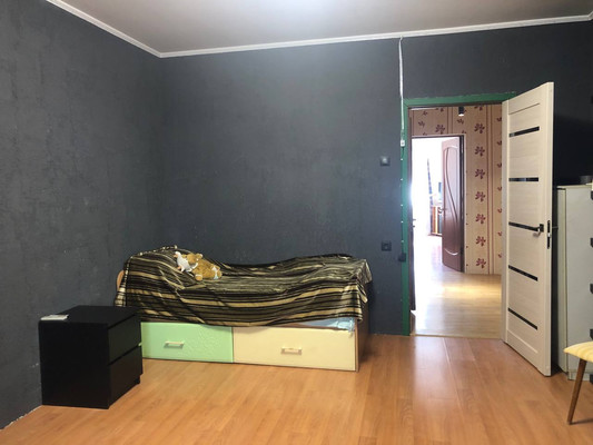 Продам трехкомнатную (3-комн.) квартиру, Московская ул, 14к5, Пенино д