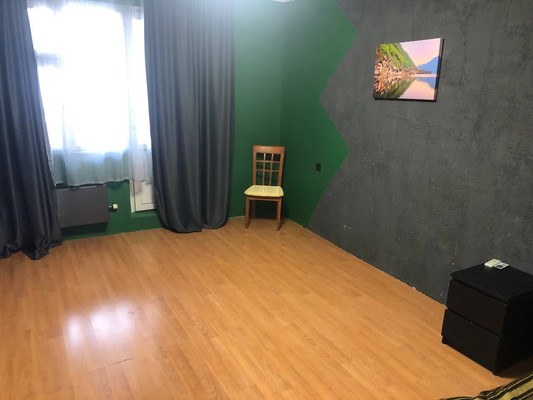 Продам трехкомнатную (3-комн.) квартиру, Московская ул, 14к5, Пенино д