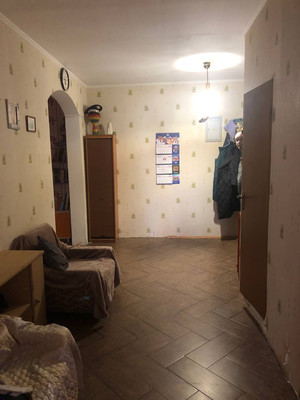 Продам трехкомнатную (3-комн.) квартиру, Московская ул, 14к5, Пенино д