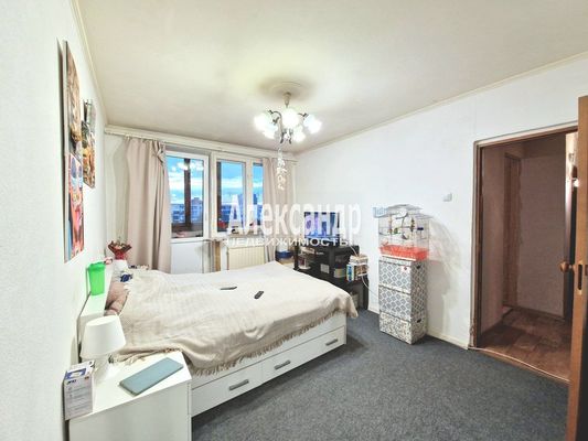Продам двухкомнатную (2-комн.) квартиру, Олеко Дундича ул, 19к5, Санкт-Петербург г