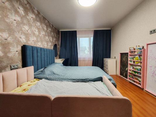 Продам двухкомнатную (2-комн.) квартиру, Маршала Конева ул, 34, Иркутск г