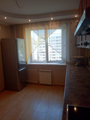 Продам двухкомнатную (2-комн.) квартиру, Белая Дача мкр, 23, Котельники г