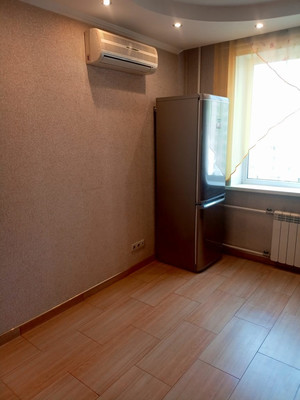 Продам двухкомнатную (2-комн.) квартиру, Белая Дача мкр, 23, Котельники г