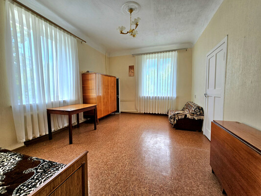Продам двухкомнатную (2-комн.) квартиру, Казанская ул, 78, Киров г