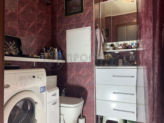 Продам трехкомнатную (3-комн.) квартиру, Братиславская ул, 8, Москва г