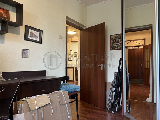 Продам трехкомнатную (3-комн.) квартиру, Братиславская ул, 8, Москва г