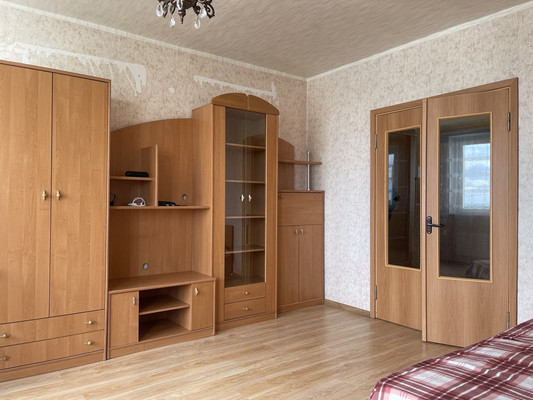 Продам однокомнатную (1-комн.) квартиру, Маршала Савицкого ул, 26к1, Москва г
