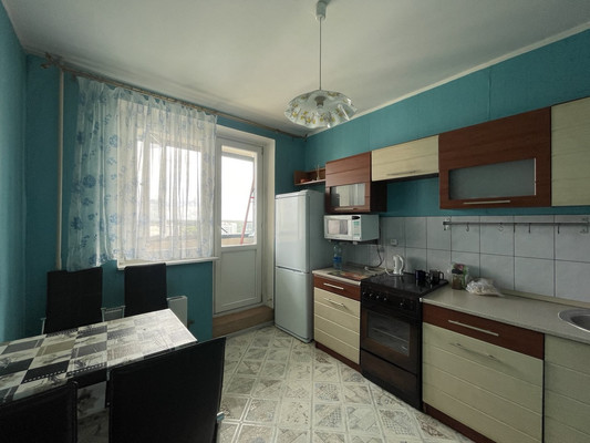 Продам однокомнатную (1-комн.) квартиру, Маршала Савицкого ул, 26к1, Москва г