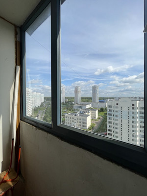 Продам однокомнатную (1-комн.) квартиру, Маршала Савицкого ул, 26к1, Москва г