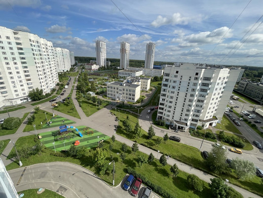 Продам однокомнатную (1-комн.) квартиру, Маршала Савицкого ул, 26к1, Москва г