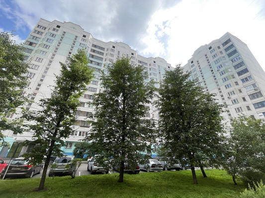 Продам однокомнатную (1-комн.) квартиру, Маршала Савицкого ул, 26к1, Москва г
