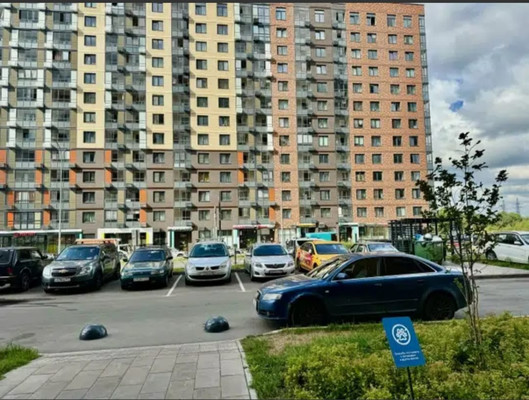 Продам однокомнатную (1-комн.) квартиру, Лесная ул, 8к1, Ерино д