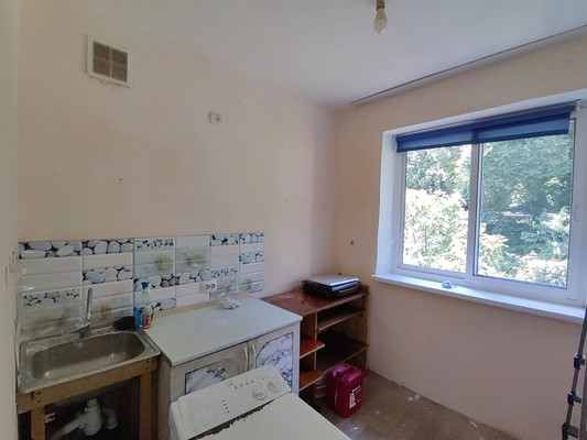 Продам трехкомнатную (3-комн.) квартиру, Братская (Лазаревский р-н) ул, 10, Сочи г