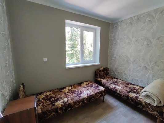 Продам трехкомнатную (3-комн.) квартиру, Братская (Лазаревский р-н) ул, 10, Сочи г