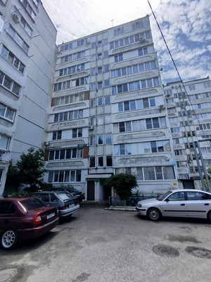 Продам двухкомнатную (2-комн.) квартиру, 6, Тюменский п
