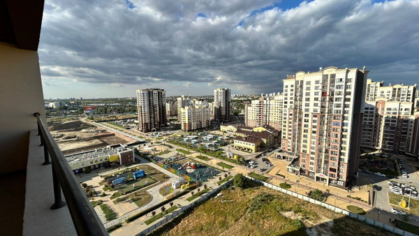 Продам однокомнатную (1-комн.) квартиру, Крымской весны ул, 4К1А, Мирное с