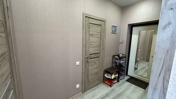 Продам однокомнатную (1-комн.) квартиру, Крымской весны ул, 4К1А, Мирное с