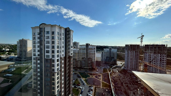 Продам однокомнатную (1-комн.) квартиру, Крымской весны ул, 4К1А, Мирное с