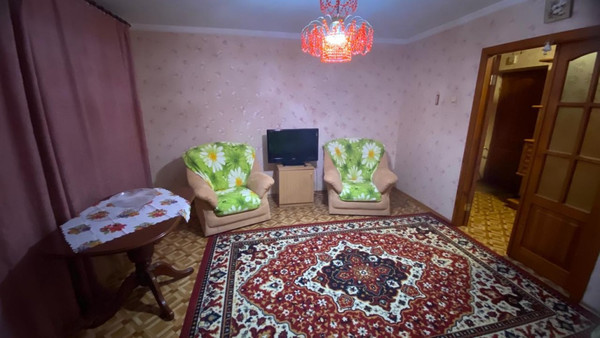 Продам двухкомнатную (2-комн.) квартиру, им. Матэ Залки ул, 7кд, Симферополь г