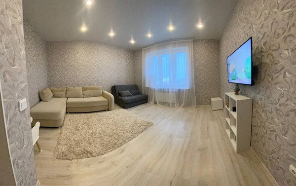 Продам однокомнатную (1-комн.) квартиру, В.Денисова ул, 1-11, Калининград г