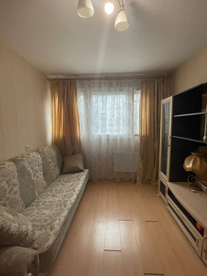 Продам двухкомнатную (2-комн.) квартиру, Художников пр-кт, 18к2, Санкт-Петербург г