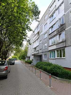 Продам двухкомнатную (2-комн.) квартиру, Аксакова ул, 84, Калининград г