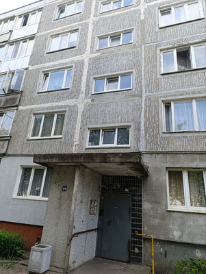 Продам двухкомнатную (2-комн.) квартиру, Аксакова ул, 84, Калининград г