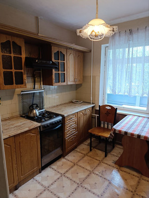 Продам двухкомнатную (2-комн.) квартиру, Аксакова ул, 84, Калининград г