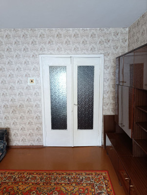 Продам двухкомнатную (2-комн.) квартиру, Аксакова ул, 84, Калининград г
