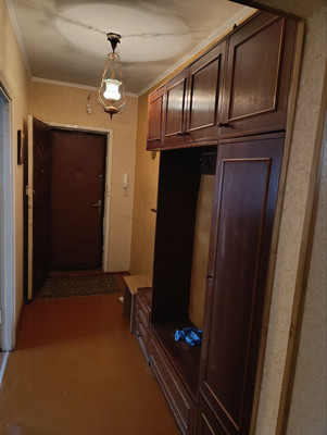 Продам двухкомнатную (2-комн.) квартиру, Аксакова ул, 84, Калининград г